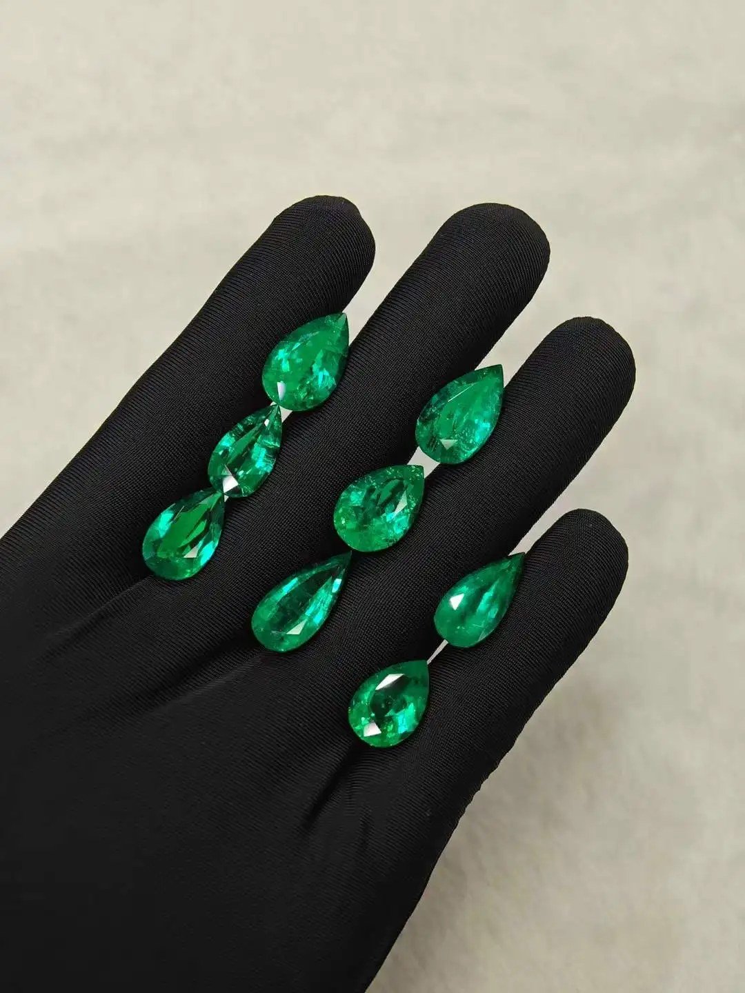Lab-Grown Emerald – Pear Cut Loose Gemstone